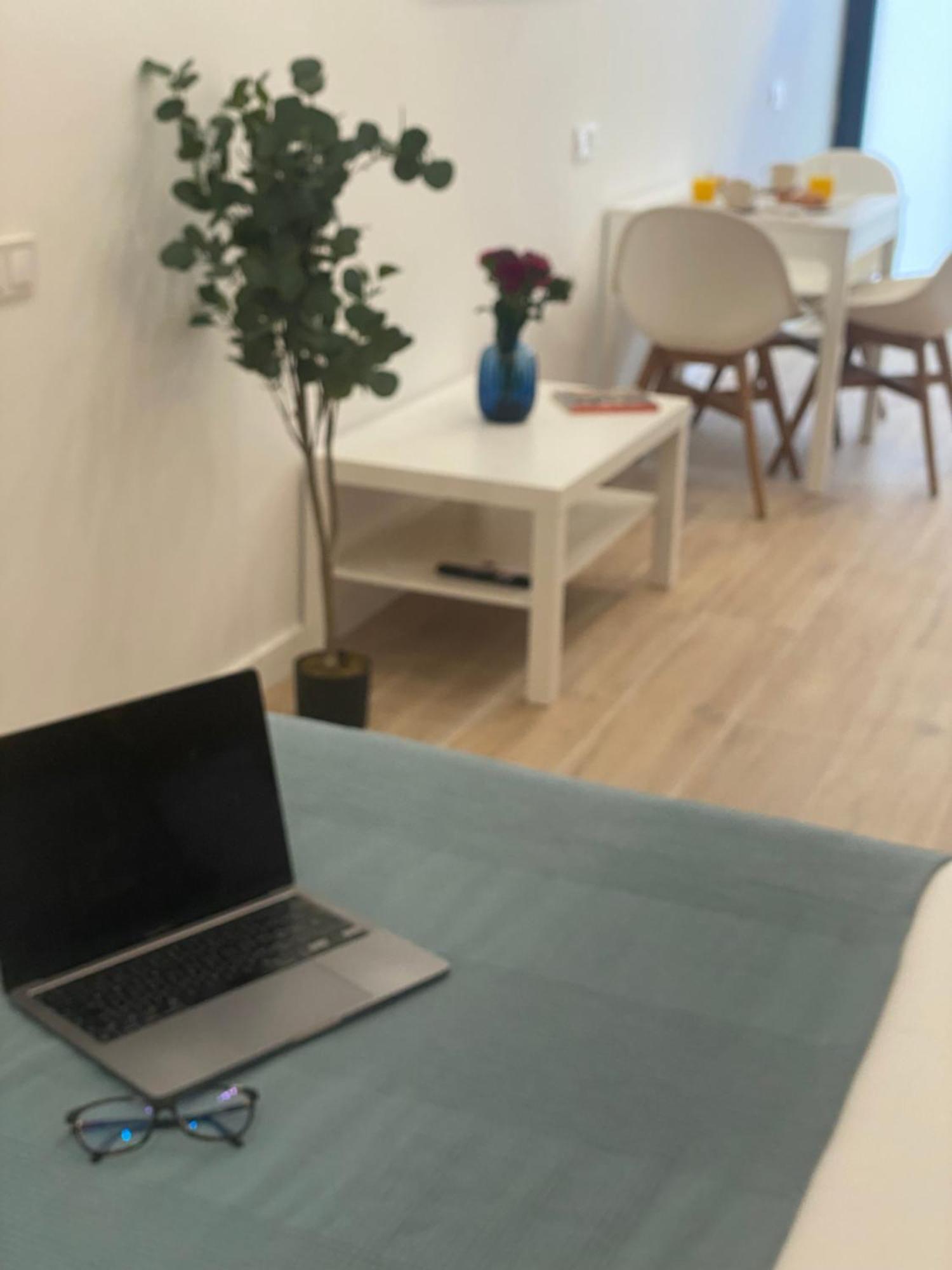 Travel Habitat Cabanyal Lofts Apartment บาเลนเซีย ภายนอก รูปภาพ
