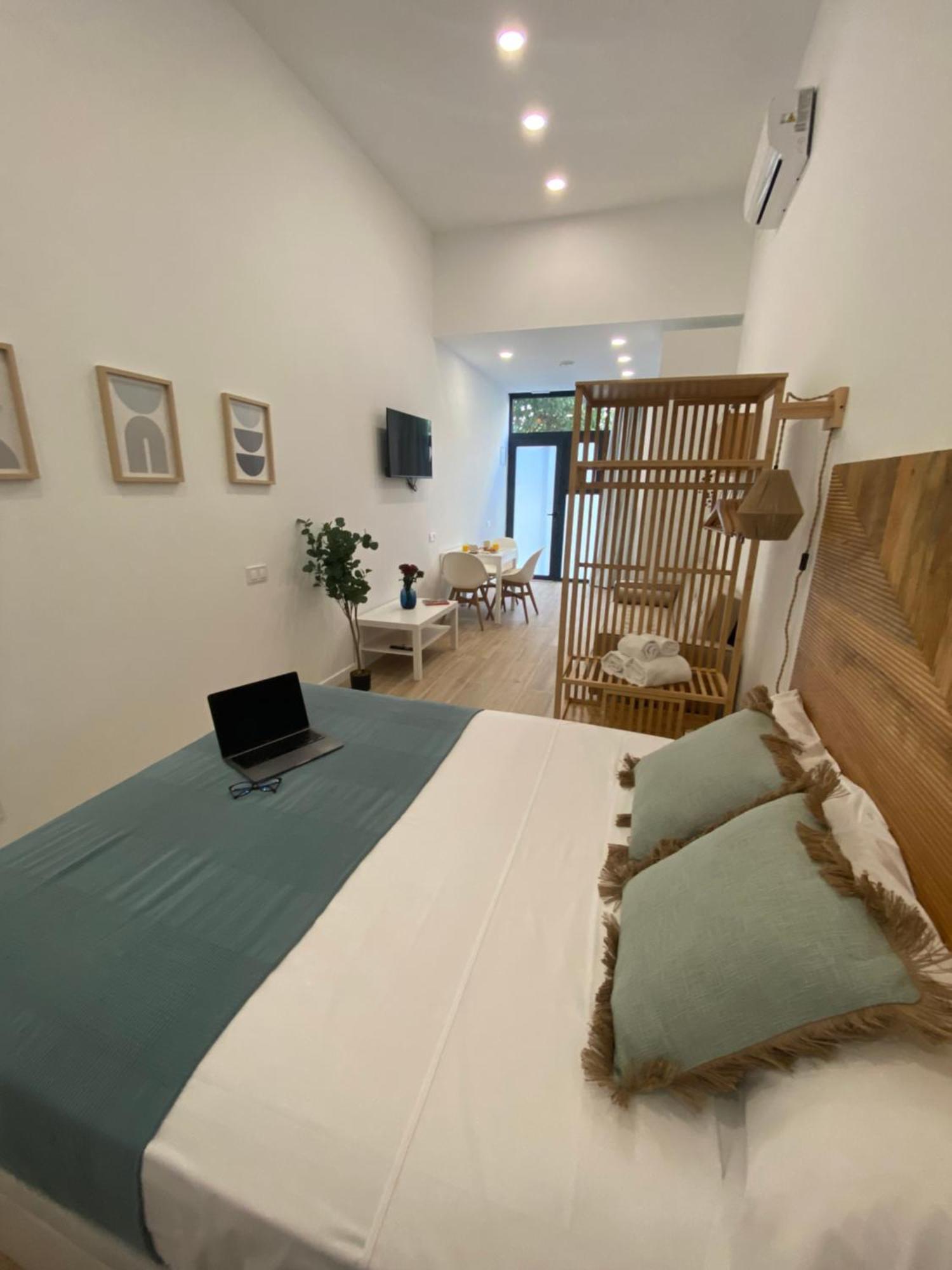 Travel Habitat Cabanyal Lofts Apartment บาเลนเซีย ภายนอก รูปภาพ