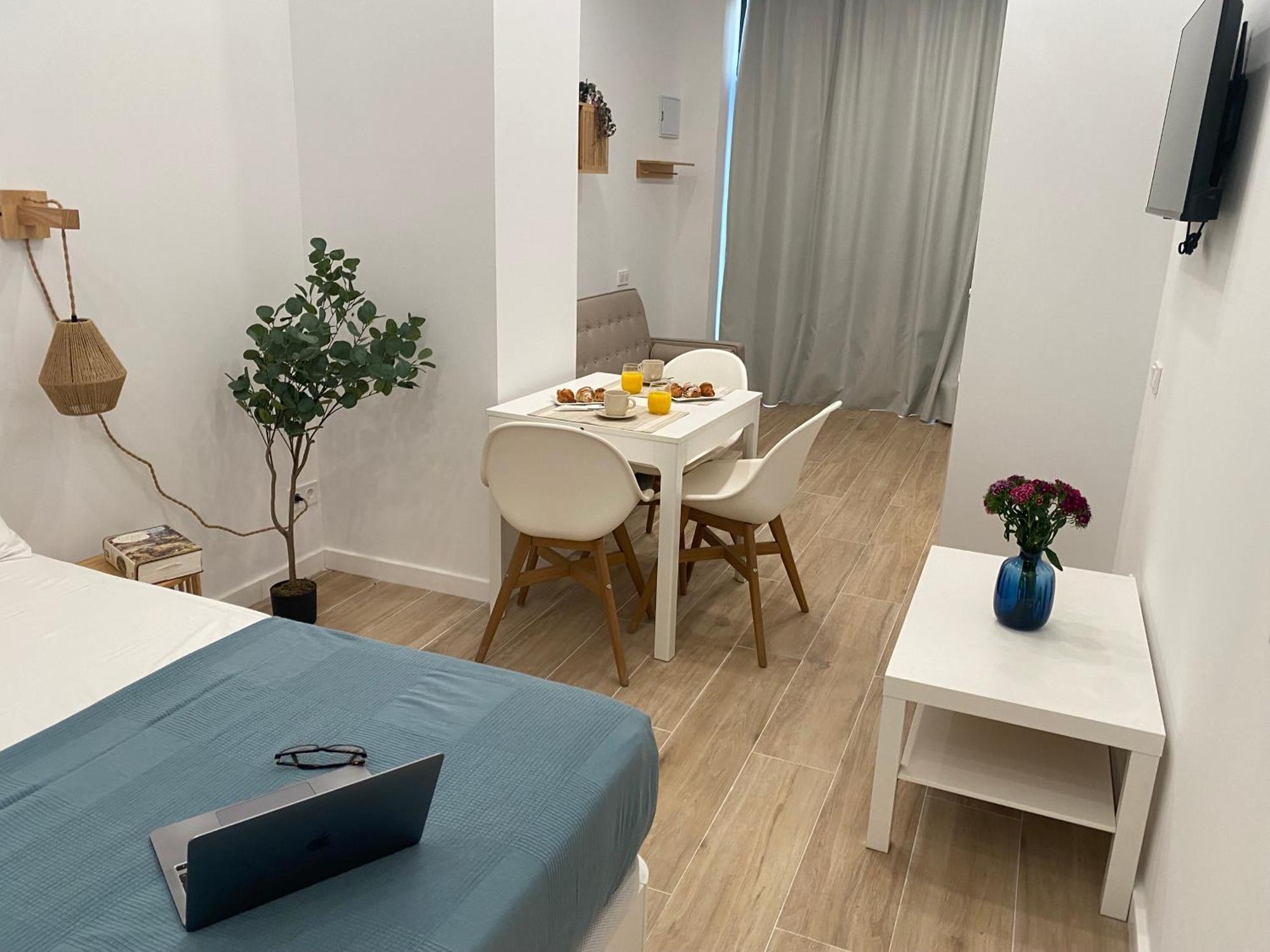 Travel Habitat Cabanyal Lofts Apartment บาเลนเซีย ภายนอก รูปภาพ